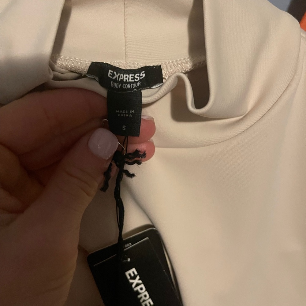 Body contour collection express small long sleeve bodysuit